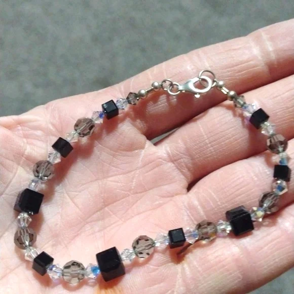 VINTAGE STERLING SILVER .925 BLACK SPINEL AUSTRIAN CRYSTAL 8" BRACELET - Picture 7 of 8